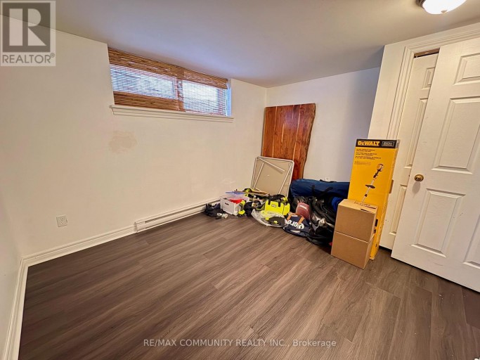 BSMT - 693 HAWLEY STREET, Peterborough (Otonabee Ward 1), Ontario, K9J4C7