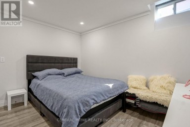 BASEMENT UNIT 2 - 307 ALEX DONER DRIVE Newmarket (Glenway Estates) Ontario photo 12
