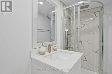 BASEMENT UNIT 1 - 307 ALEX DONER DRIVE N Newmarket (Glenway Estates) Ontario photo 20