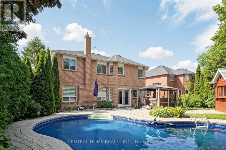 BASEMENT UNIT 1 - 307 ALEX DONER DRIVE N, Newmarket (Glenway Estates), Ontario, L3X1G5