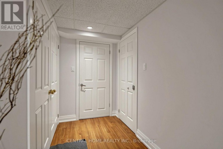 BASEMENT UNIT 1 - 307 ALEX DONER DRIVE N, Newmarket (Glenway Estates), Ontario, L3X1G5