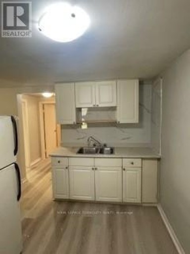 2 - 9 JOHN STREET, Halton Hills (Georgetown), Ontario, L7G2J6