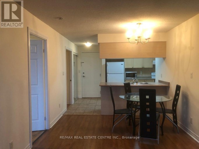 2409 - 3880 DUKE OF YORK BOULEVARD, Mississauga (City Centre), Ontario, L5B4M7