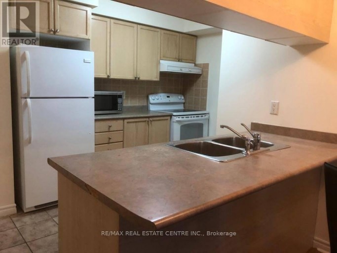 2409 - 3880 DUKE OF YORK BOULEVARD, Mississauga (City Centre), Ontario, L5B4M7