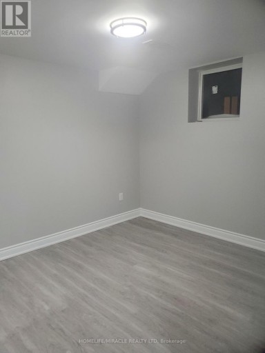 18 BACHELOR STREET, Brampton (Northwest Brampton), Ontario, L7A4T6