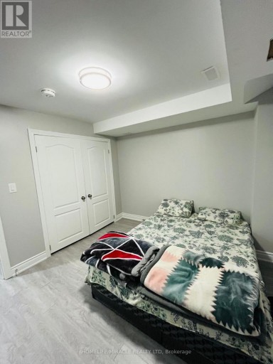 18 BACHELOR STREET, Brampton (Northwest Brampton), Ontario, L7A4T6