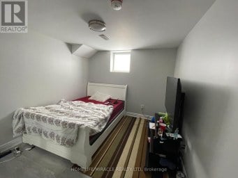 18 BACHELOR STREET Brampton (Northwest Brampton) Ontario photo 20