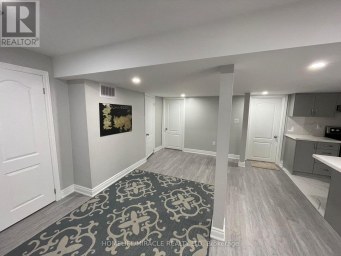 18 BACHELOR STREET Brampton (Northwest Brampton) Ontario photo 6