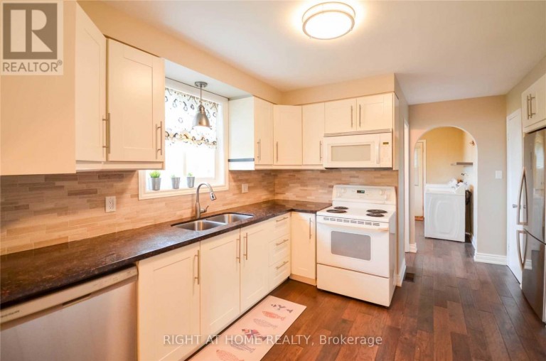 11 KINNISON COURT, Ajax (South East), Ontario, L1S1K5