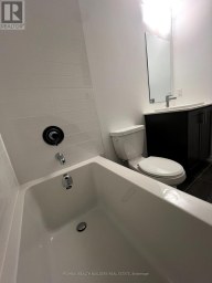 6 - 16 LYTHAM GREEN CIRCLE Newmarket (Glenway Estates) Ontario photo 18