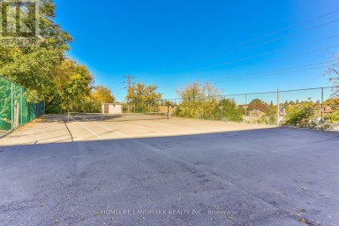 107 - 541 BLACKTHORN AVENUE Toronto (Keelesdale-Eglinton West) Ontario photo 6