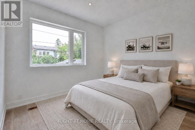 LANEWAY HOUSE - 266 INDIAN GROVE, Toronto (High Park North), Ontario, M6P2H5