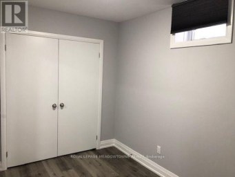 BASEMENT ROOM #2 - 71 THIRTIETH STREET Toronto (Long Branch) Ontario photo 11