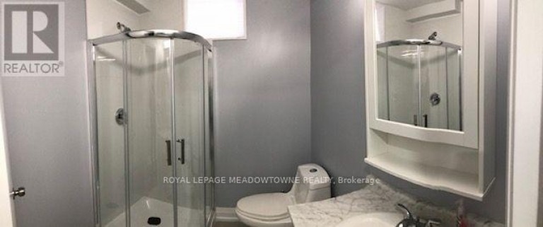 BASEMENT ROOM #2 - 71 THIRTIETH STREET, Toronto (Long Branch), Ontario, M8W3B9