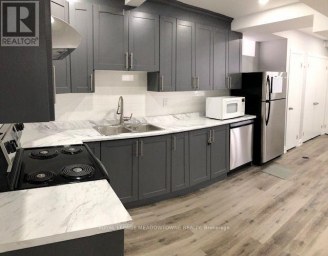 BASEMENT ROOM #2 - 71 THIRTIETH STREET Toronto (Long Branch) Ontario photo 17