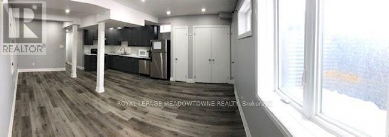 BASEMENT ROOM #2 - 71 THIRTIETH STREET, Toronto (Long Branch), Ontario, M8W3B9