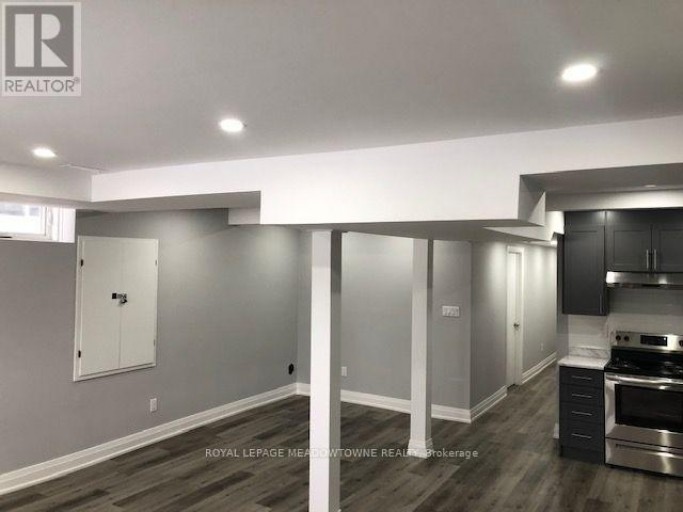 BASEMENT ROOM #2 - 71 THIRTIETH STREET, Toronto (Long Branch), Ontario, M8W3B9