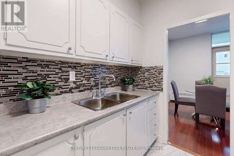 1005 - 2245 EGLINTON AVENUE E, Toronto (Ionview), Ontario, M1K2N3