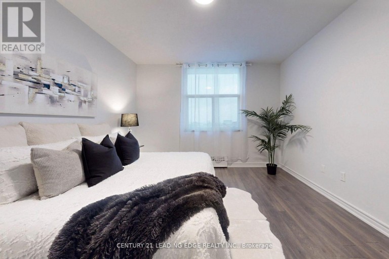 1005 - 2245 EGLINTON AVENUE E, Toronto (Ionview), Ontario, M1K2N3