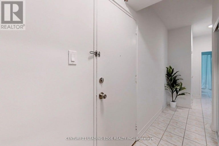 1005 - 2245 EGLINTON AVENUE E, Toronto (Ionview), Ontario, M1K2N3