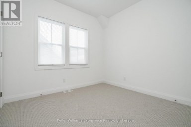 24 DANIELLE CRESCENT Midland Ontario photo 15
