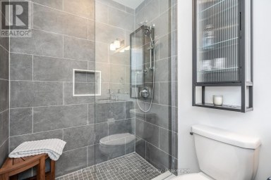 24 DANIELLE CRESCENT Midland Ontario photo 16