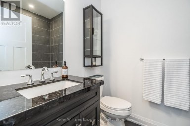 24 DANIELLE CRESCENT Midland Ontario photo 17
