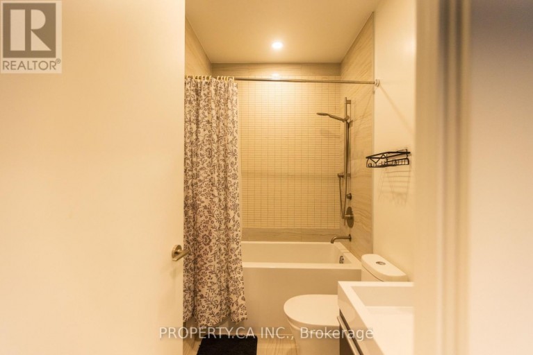 4304 - 39 ROEHAMPTON AVENUE, Toronto (Mount Pleasant West), Ontario, M4P0G1
