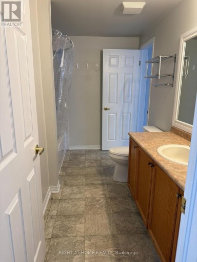 UPPER - 229 DUNSMORE LANE, Barrie (Georgian Drive), Ontario, L4M7A3
