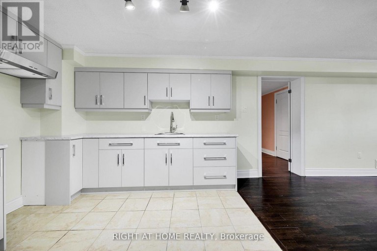 BASEMENT - 19 WALL AVENUE, Toronto (Humberlea-Pelmo Park), Ontario, M9N2N6