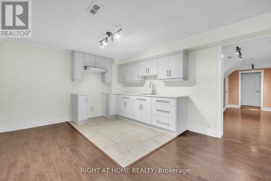 BASEMENT - 19 WALL AVENUE Toronto (Humberlea-Pelmo Park) Ontario photo 11