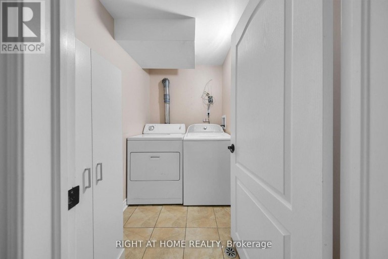 BASEMENT - 19 WALL AVENUE, Toronto (Humberlea-Pelmo Park), Ontario, M9N2N6