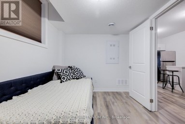 102 - 6705 CROPP STREET E Niagara Falls (Morrison) Ontario photo 16