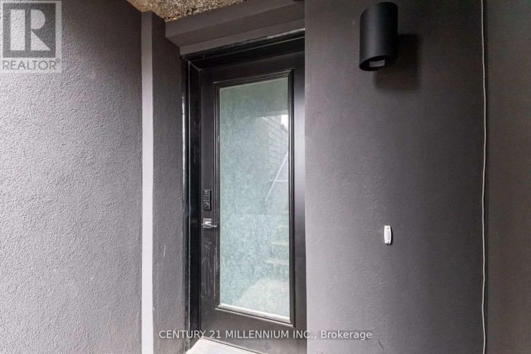 102 - 6705 CROPP STREET E, Niagara Falls (Morrison), Ontario, L2E5J8