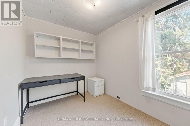 368 HOWLAND AVENUE, Toronto (Casa Loma), Ontario, M5R3B9