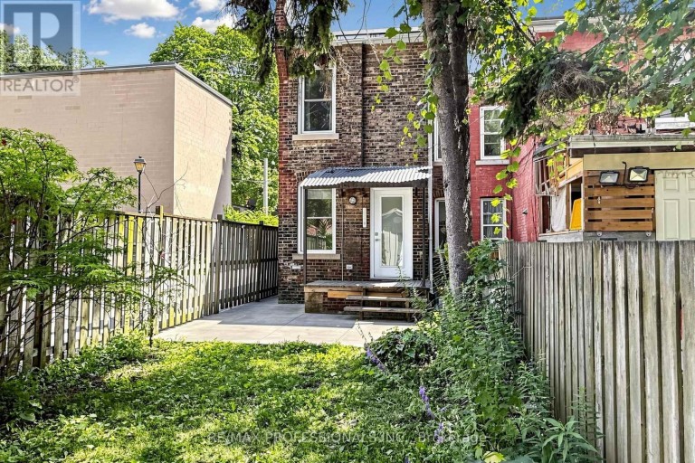 368 HOWLAND AVENUE, Toronto (Casa Loma), Ontario, M5R3B9