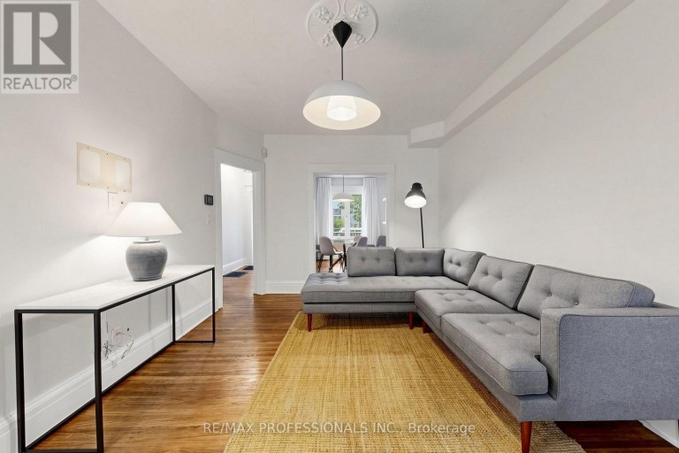 368 HOWLAND AVENUE, Toronto (Casa Loma), Ontario, M5R3B9