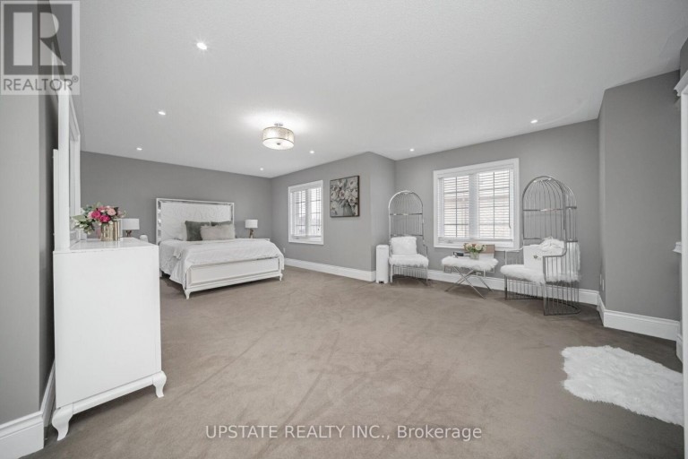 2 BEACHVILLE CIRCLE, Brampton (Credit Valley), Ontario, L6X0V4