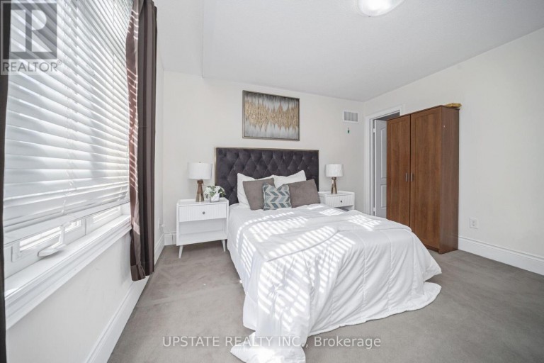 2 BEACHVILLE CIRCLE, Brampton (Credit Valley), Ontario, L6X0V4