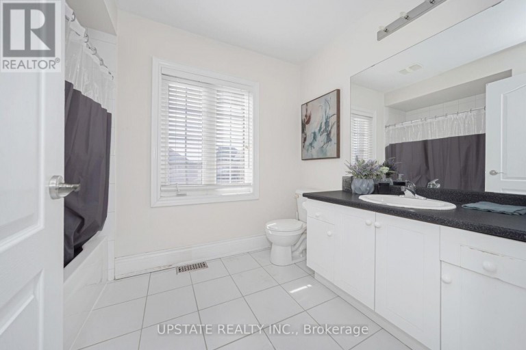 2 BEACHVILLE CIRCLE, Brampton (Credit Valley), Ontario, L6X0V4