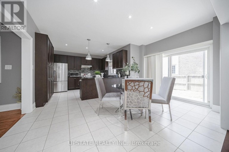 2 BEACHVILLE CIRCLE, Brampton (Credit Valley), Ontario, L6X0V4