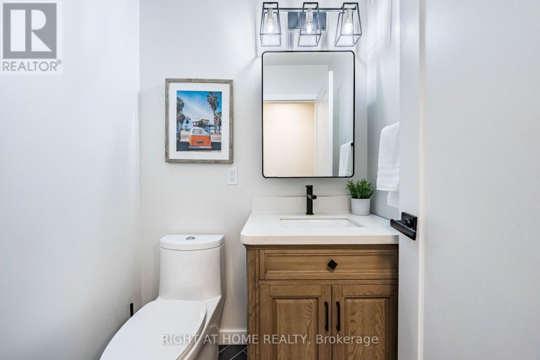 9 HILTS DRIVE, Hamilton (Stoney Creek), Ontario, L8G3H5