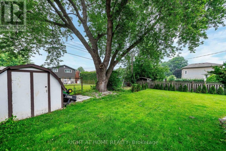 9 HILTS DRIVE, Hamilton (Stoney Creek), Ontario, L8G3H5