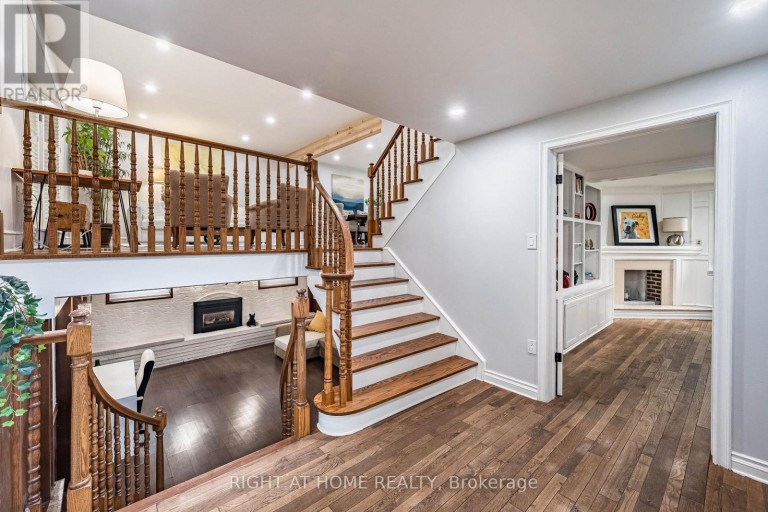 9 HILTS DRIVE, Hamilton (Stoney Creek), Ontario, L8G3H5