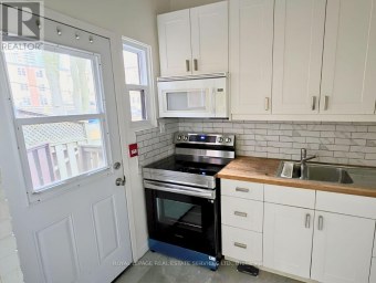 1 - 118 PEMBROKE STREET Toronto (Moss Park) Ontario photo 4