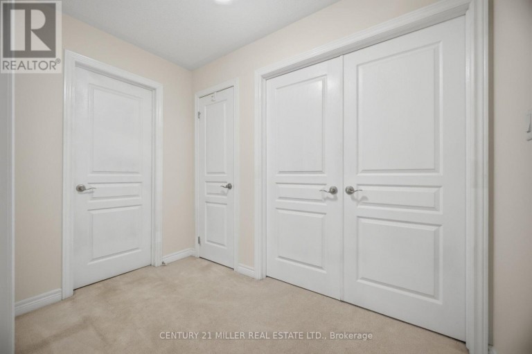 2455 VILLAGE COMMON, Oakville (BC Bronte Creek), Ontario, L6M0S2