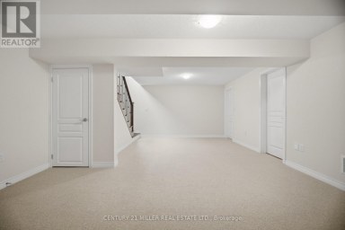 2455 VILLAGE COMMON Oakville (BC Bronte Creek) Ontario photo 40