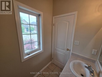 28 TIDEMORE HEIGHTS Hamilton (Lakeshore) Ontario photo 16