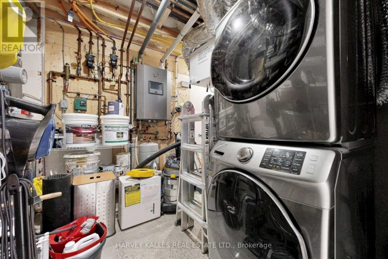 819 DUNDAS STREET W, Toronto (Trinity-Bellwoods), Ontario, M6J1V4