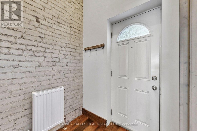 819 DUNDAS STREET W, Toronto (Trinity-Bellwoods), Ontario, M6J1V4